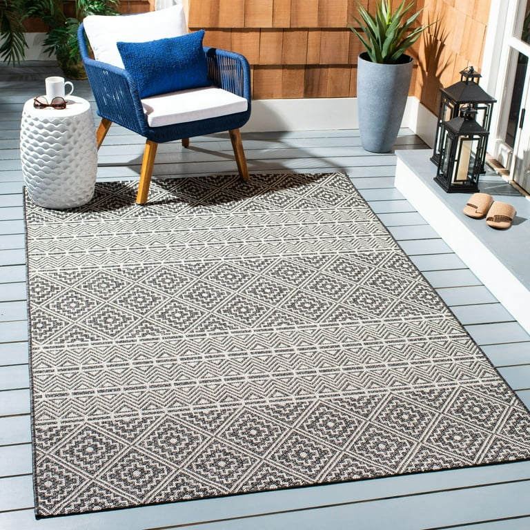 7'X10' Beige Machine Woven Uv Treated Geometric Indoor Outdoor Area Rug 7'X10' Beige Machine Woven Uv Treated Geometric Indoor Outdoor Area Rug