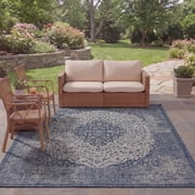 Safavieh Courtyard Kebo Medallion Indoor/Outdoor Area Rug, Blue/Gray, 5'3" x 7'7"