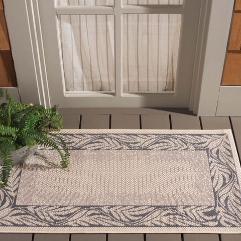 Safavieh Courtyard Micah Floral Indoor/Outdoor Area Rug, Sand/Gray, 2' x 3'7"