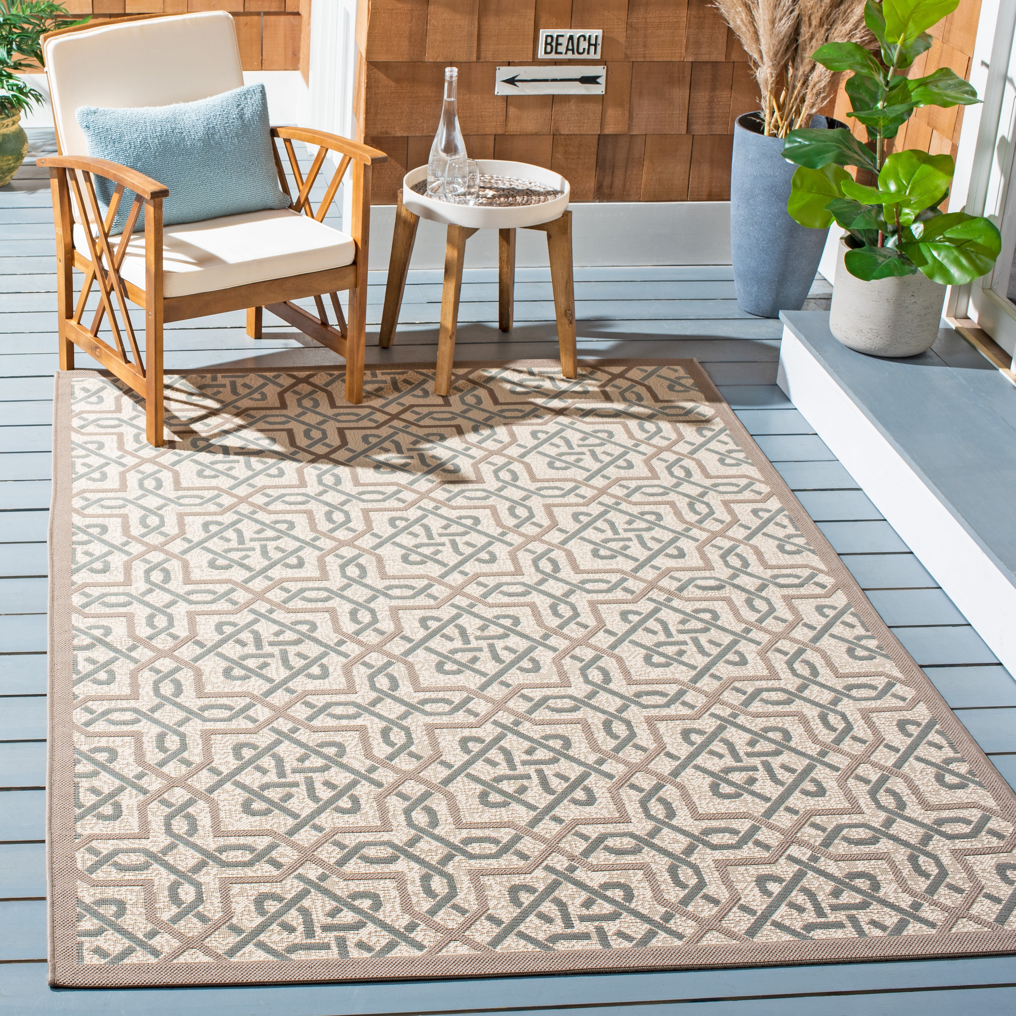 Safavieh Courtyard Olivia Geometric Indoor/Outdoor Area Rug, Beige/Gray, 4' x 5'7"