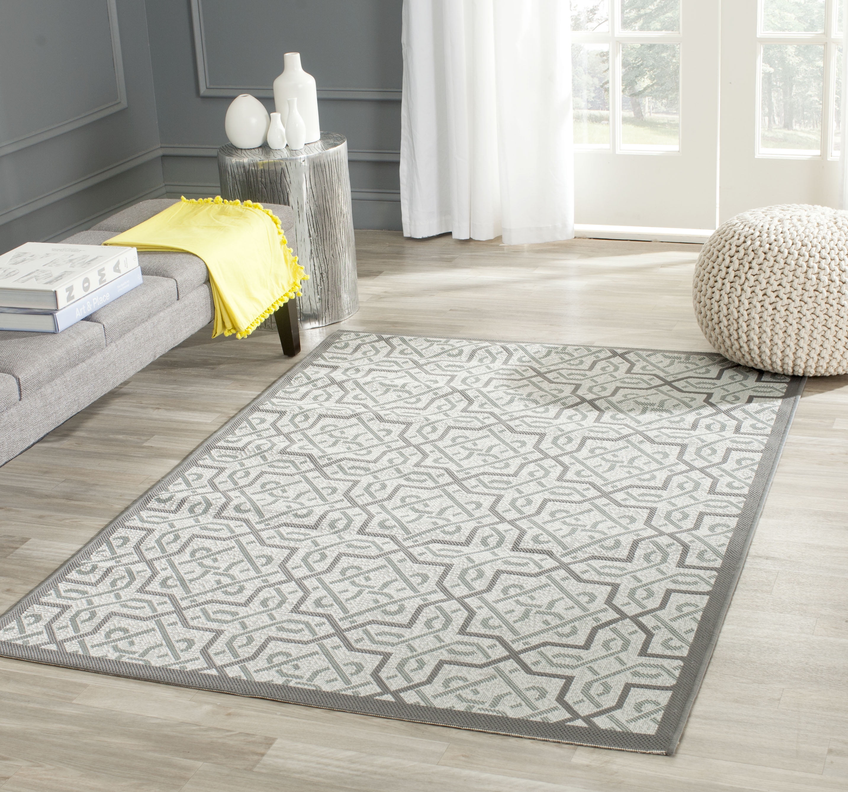 Safavieh Courtyard Olivia Geometric Indoor/Outdoor Area Rug, Light Gray/Anthracite, 4' x 5'7"