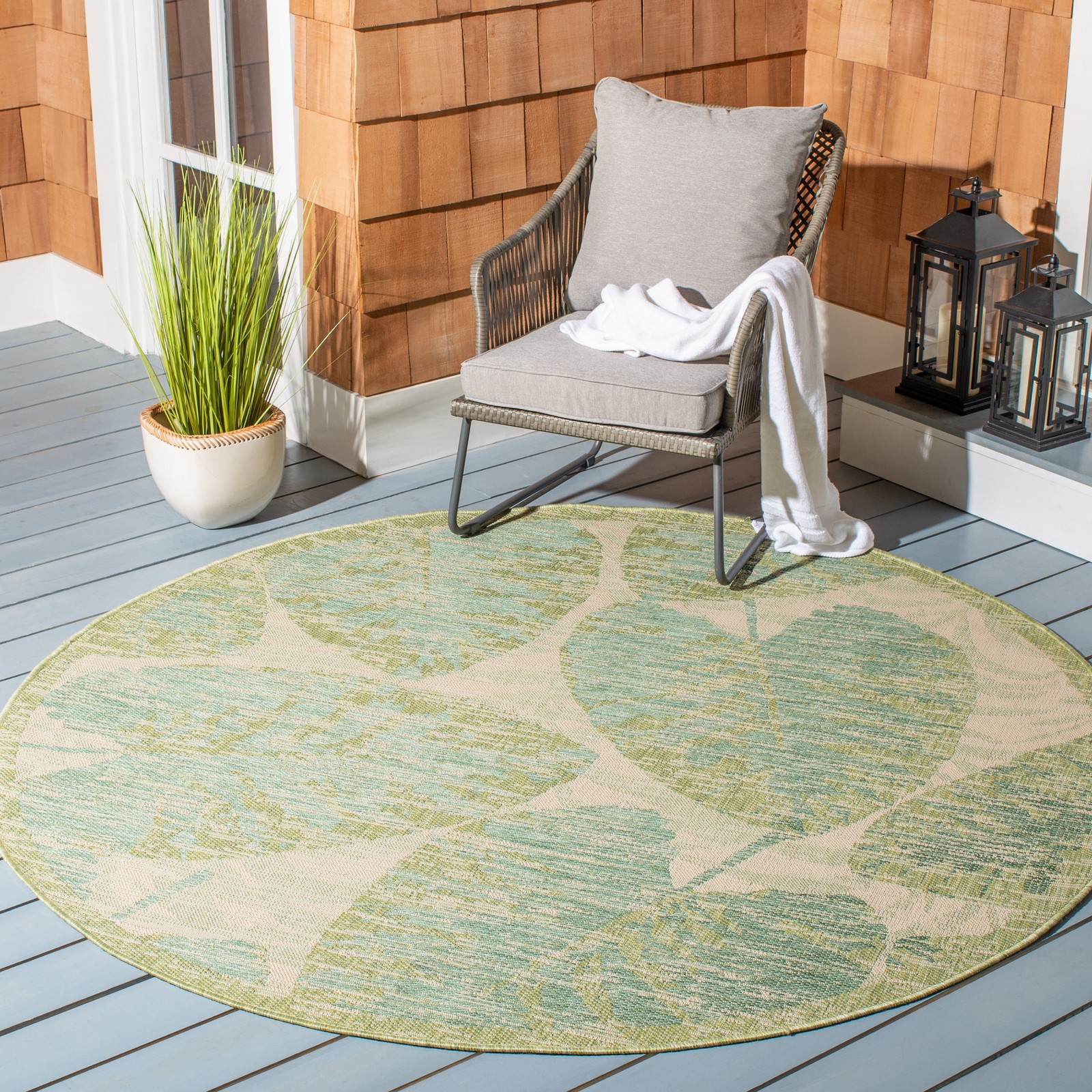 SAFAVIEH Courtyard Seymor Botanical Indoor/Outdoor Area Rug, Green ...