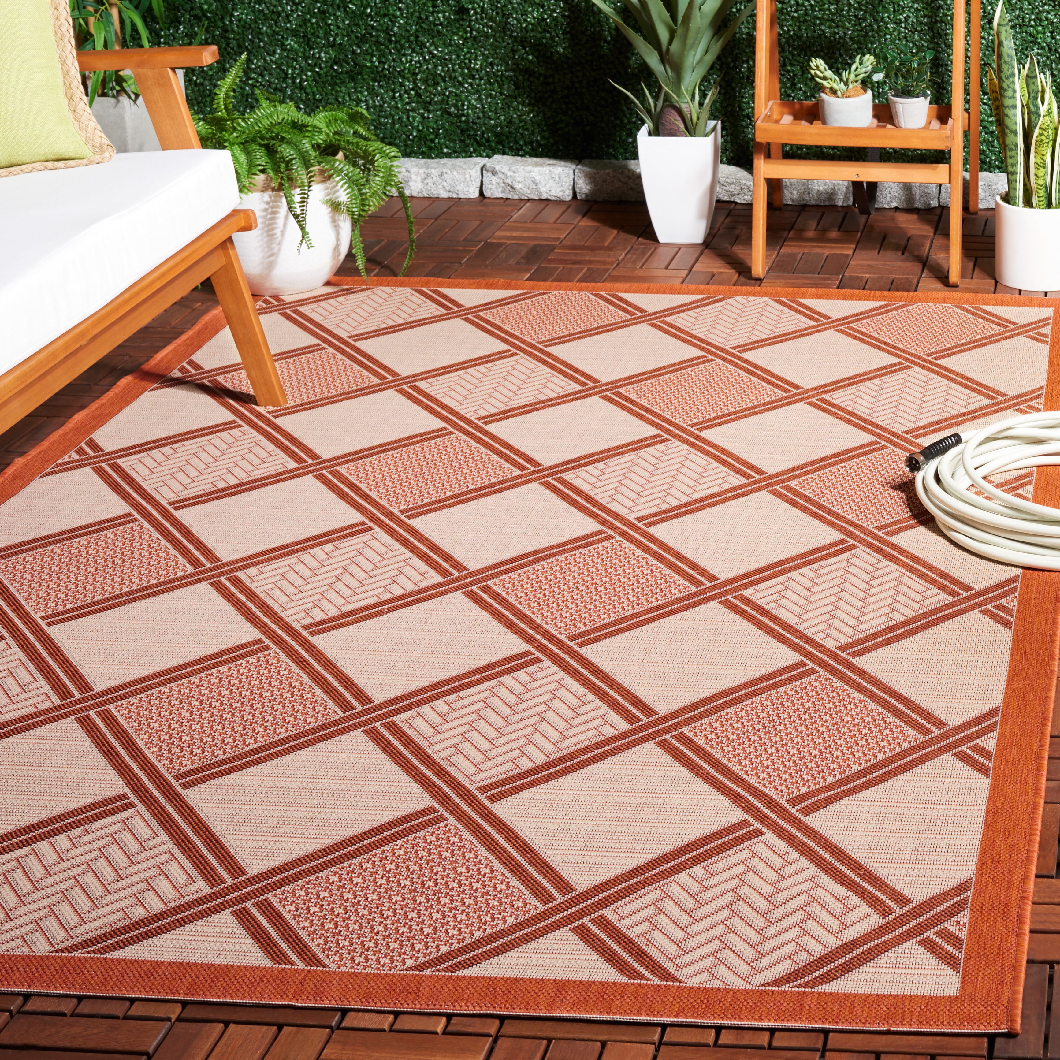 Safavieh Courtyard Shawn Geometric Indoor/Outdoor Area Rug, Cream/Terracotta, 4' x 5'7"