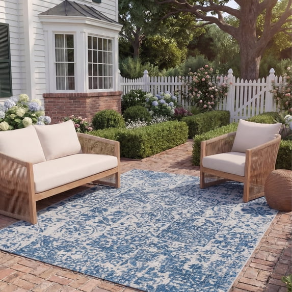 Safavieh Courtyard Taegan Floral Indoor/Outdoor Area Rug, Navy/Gray, 8' x 11'