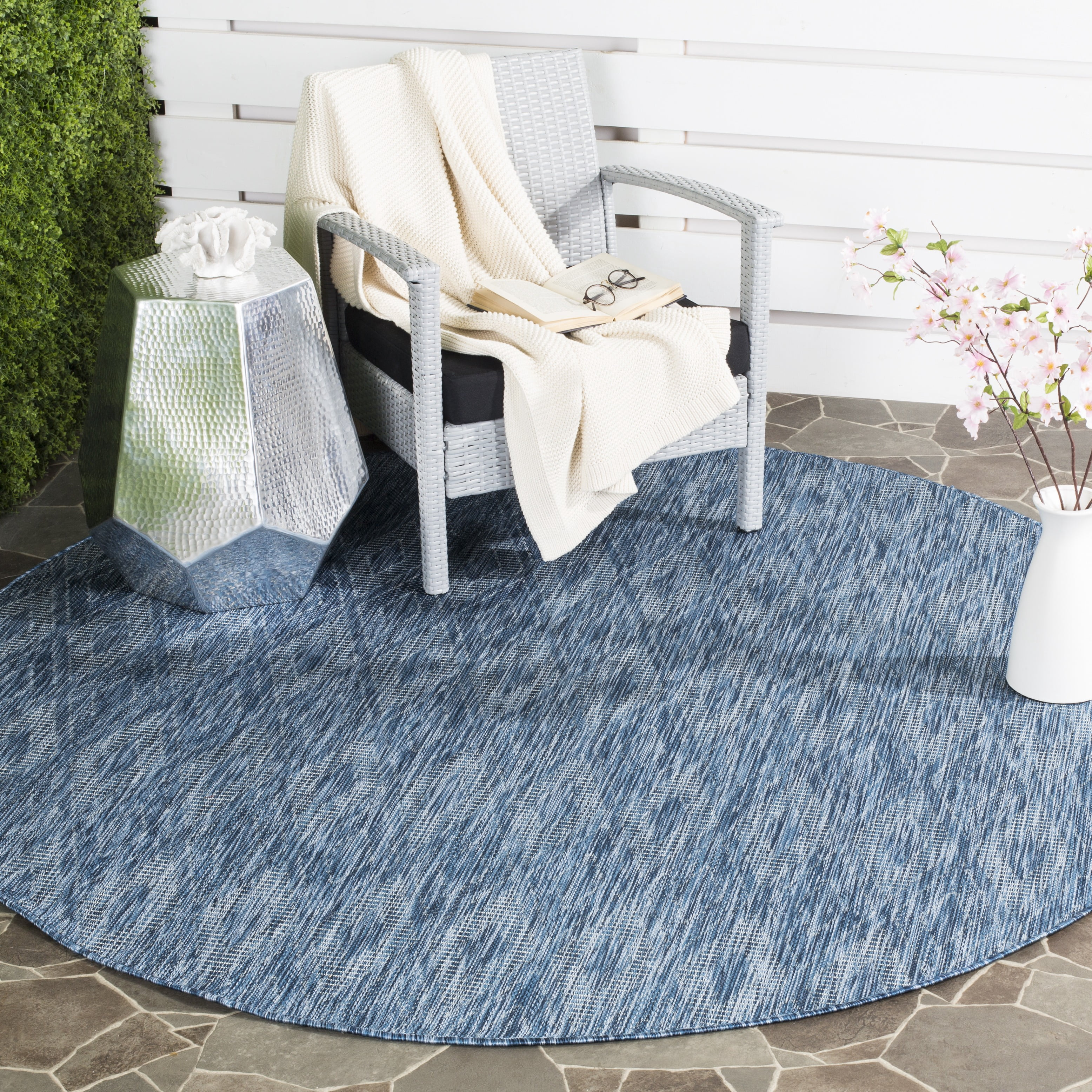 Safavieh Courtyard Teodor Geometric Indoor/Outdoor Area Rug, Navy, 5'3 ...