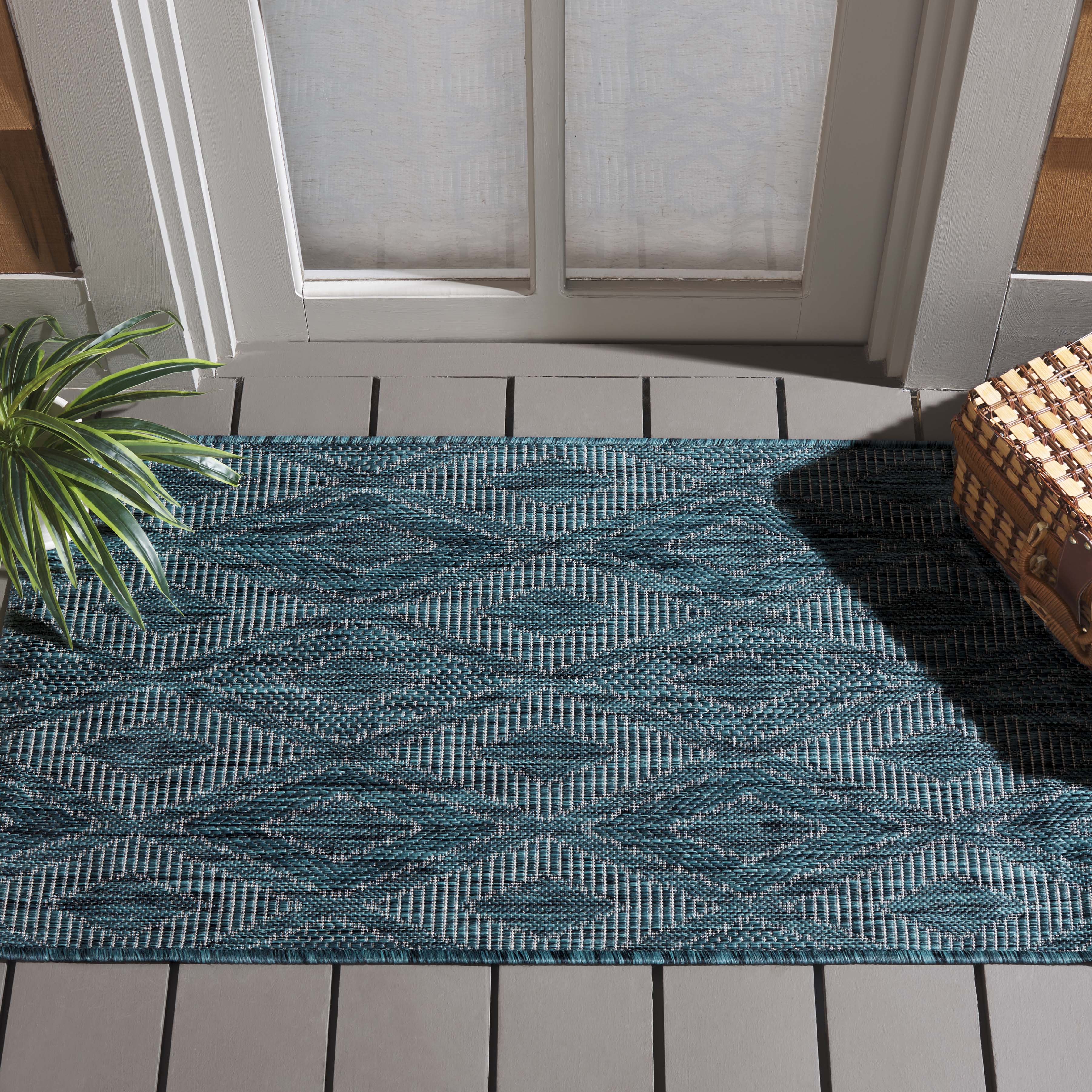 Safavieh Courtyard Teodor Geometric Indoor/Outdoor Area Rug, Turquoise/Blue, 2' x 3'7"