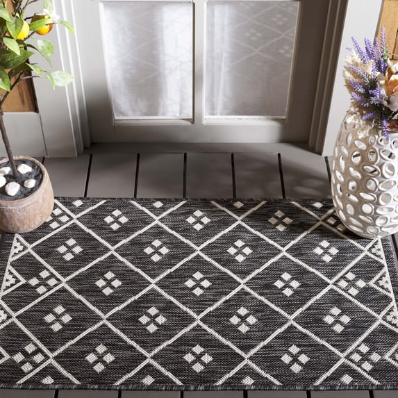 SAFAVIEH Courtyard Wasif Geometric Indoor/Outdoor Area Rug, Black/Ivory, 2' x 3'7"