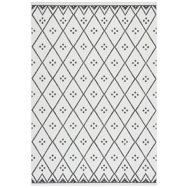 SAFAVIEH Courtyard Wasif Geometric Indoor/Outdoor Area Rug, Ivory/Black, 2' x 3'7"