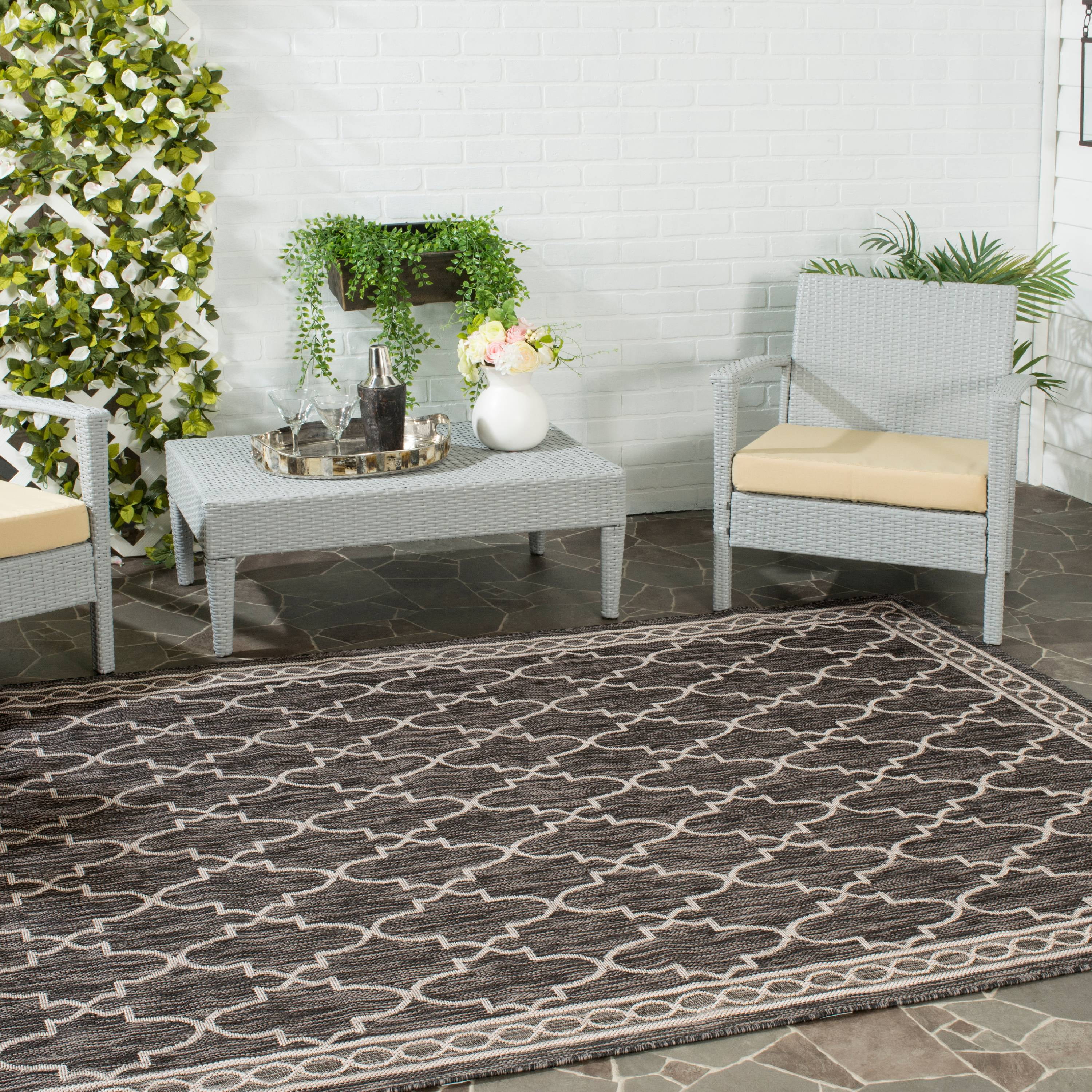Black and Beige Geometric Indoor/Outdoor Area Rug, 8' x 11'