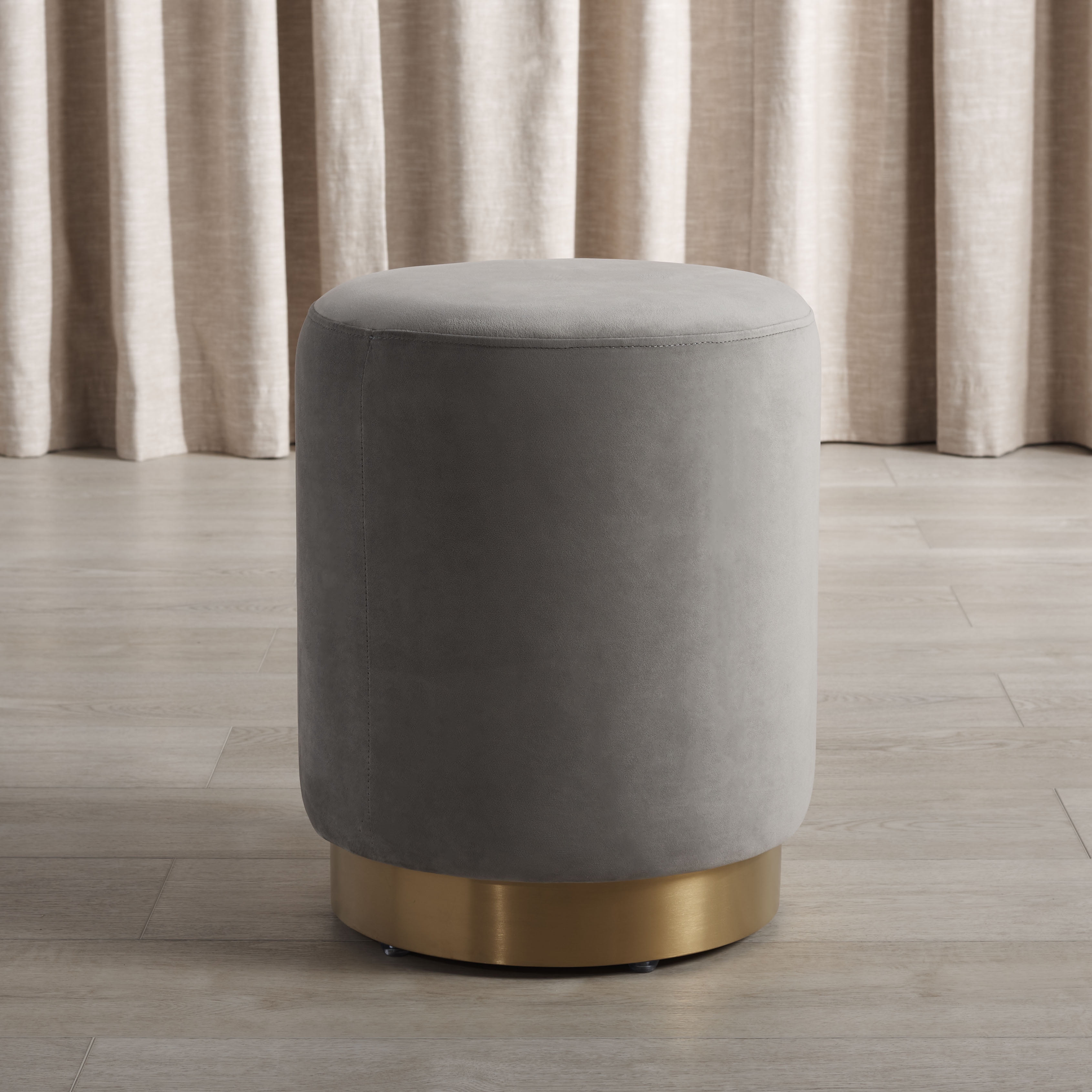 SAFAVIEH Couture Elsworth Glam Velvet Ottoman with Brass Base