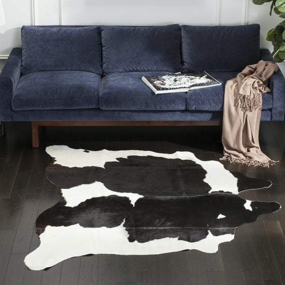 SAFAVIEH Cowhide Donovan Animal Area Rug, Black/White, 4'7" x 5'8"