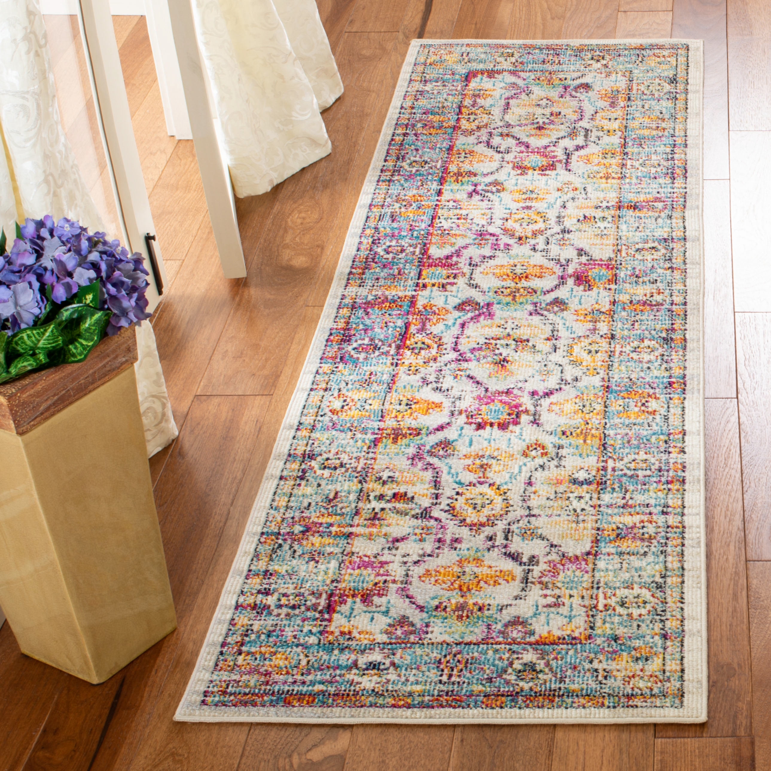 SAFAVIEH Crystal Katriona Oriental Runner Rug, Cream/Teal, 2'2" x 9'