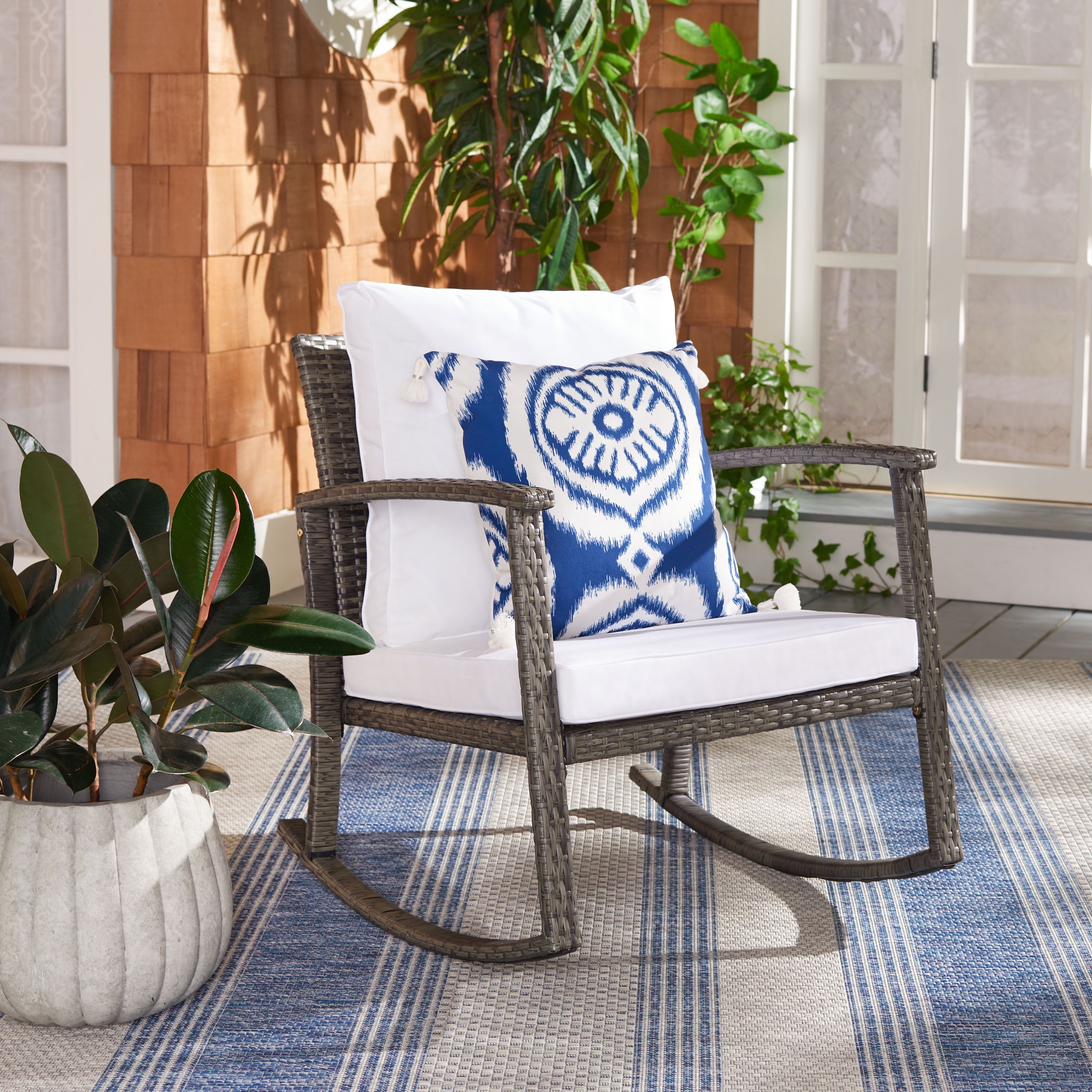 SAFAVIEH Daire Outdoor Patio Rocking Chair, Grey Brown/White