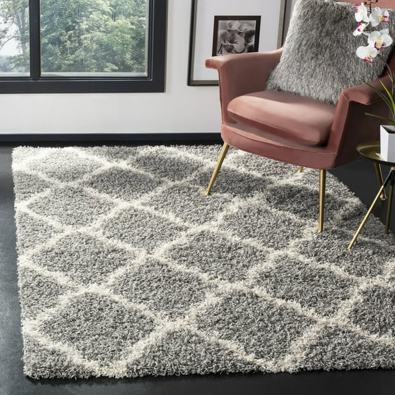 SAFAVIEH Daley Geometric Plush Shag Area Rug, Grey/Ivory, 5'1" x 7'6"