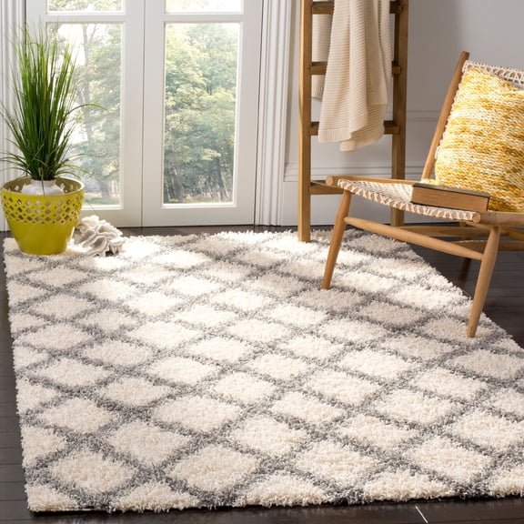 SAFAVIEH Dallas Diamond Geometric Shag Area Rug, Ivory/Grey, 8'6" x 12'