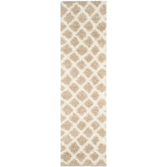 SAFAVIEH Dallas Jerrie Geometric Shag Runner Rug, Beige/Ivory, 2'3" x 8'
