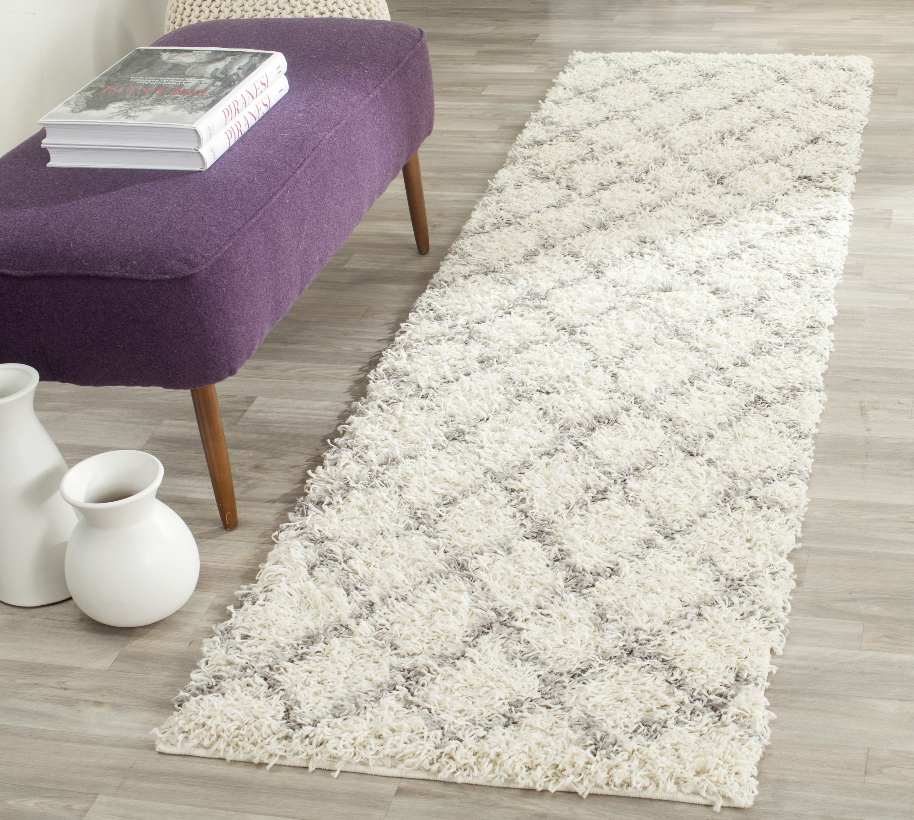 SAFAVIEH Dallas Jerrie Geometric Shag Runner Rug, Ivory/Grey, 2'3" x 12'