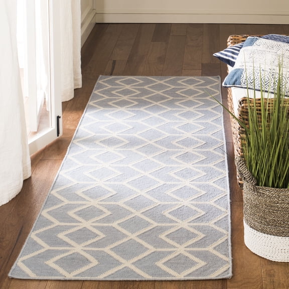 Safavieh Dhurries Addison Geometric Runner Rug, Blue/Ivory, 2'6" x 8'