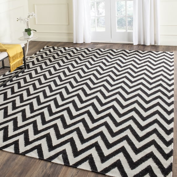 Safavieh Dhurries Bentley Geometric Area Rug, Black/Ivory, 8' x 8' Square