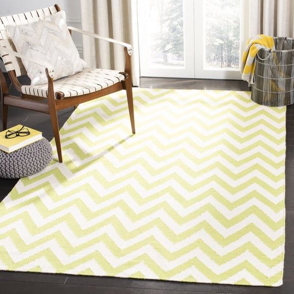 Safavieh Dhurries Bentley Geometric Area Rug, Green/Ivory, 2'6" x 4'
