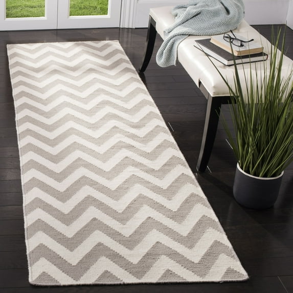 Safavieh Dhurries Bentley Geometric Runner Rug, Gray/Ivory, 2'6" x 8'