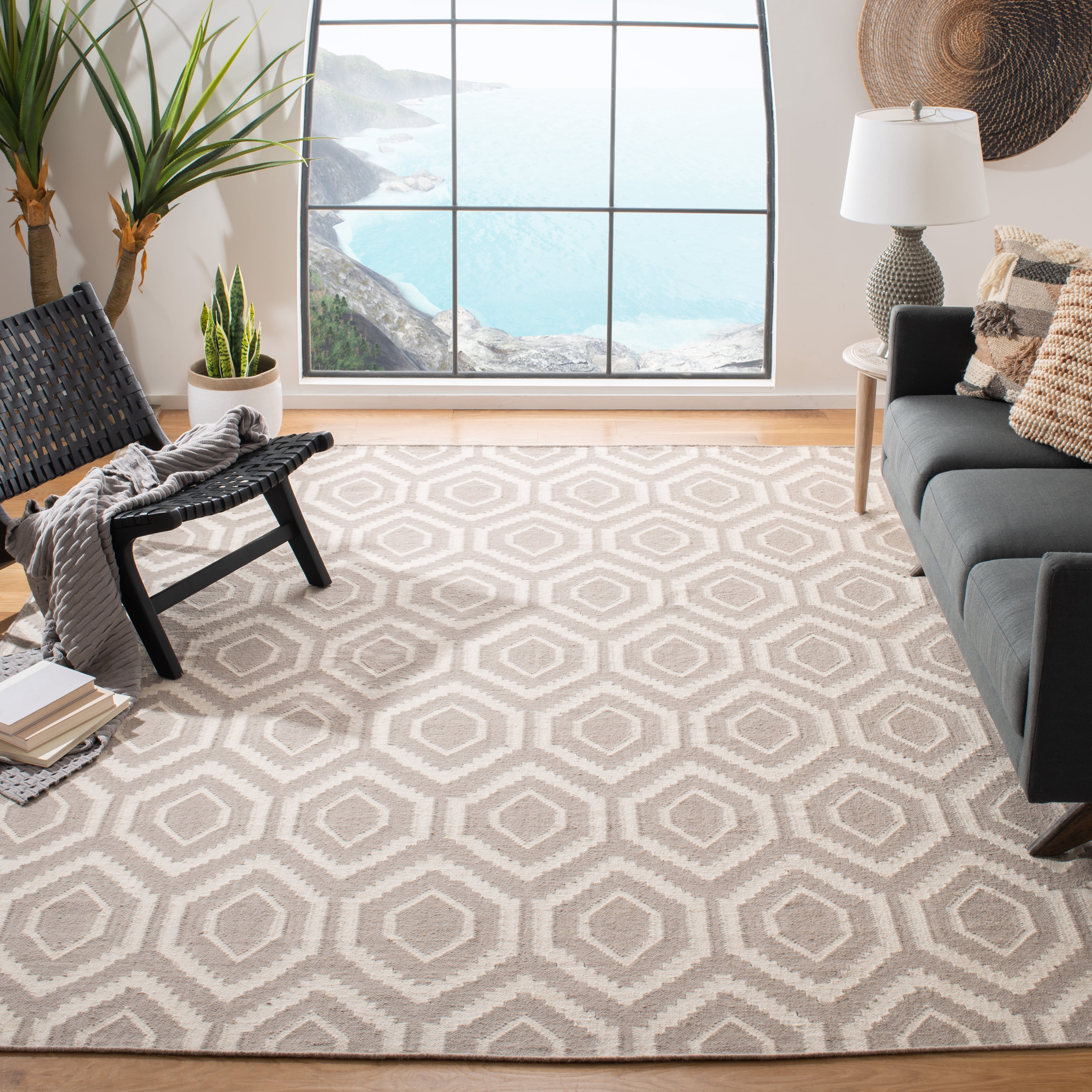 Safavieh Dhurries Bianca Geometric Area Rug, Gray/Ivory, 8' x 10'