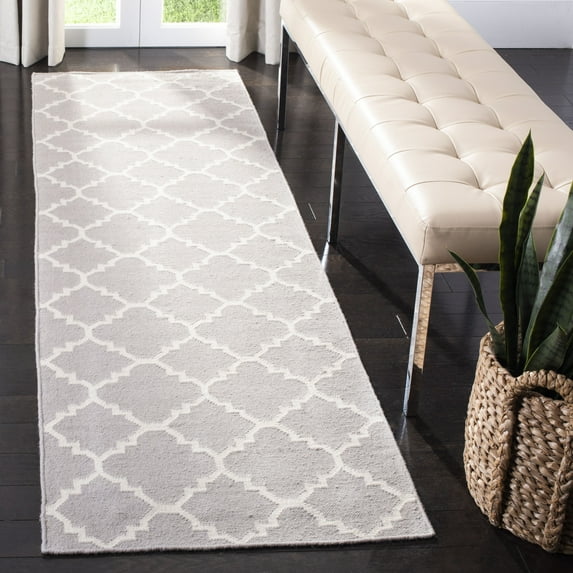 Safavieh Dhurries Brad Geometric Runner Rug, Gray/Ivory, 2'6" x 14'