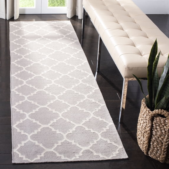 Safavieh Dhurries Brad Geometric Runner Rug, Gray/Ivory, 2'6" x 8'