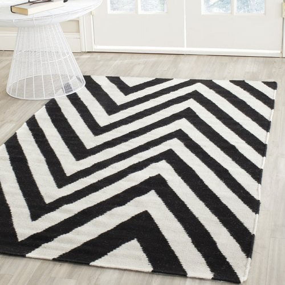 Handmade Black and Ivory Wool Flat Woven Reversible Rug