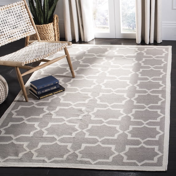 Safavieh Dhurries Diana Geometric Area Rug, Gray/Ivory, 5' x 8'