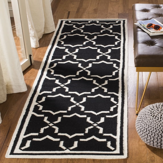 Safavieh Dhurries Myles Geometric Runner Rug, Black/Ivory, 2'6" x 10'