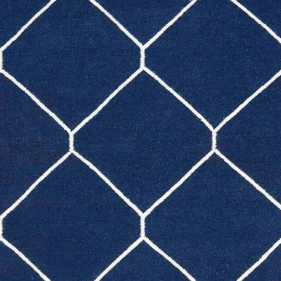 SAFAVIEH Dhurrie Solomon Geometric Moroccan Wool Area Rug, Navy/Ivory, 2'6" x 4'