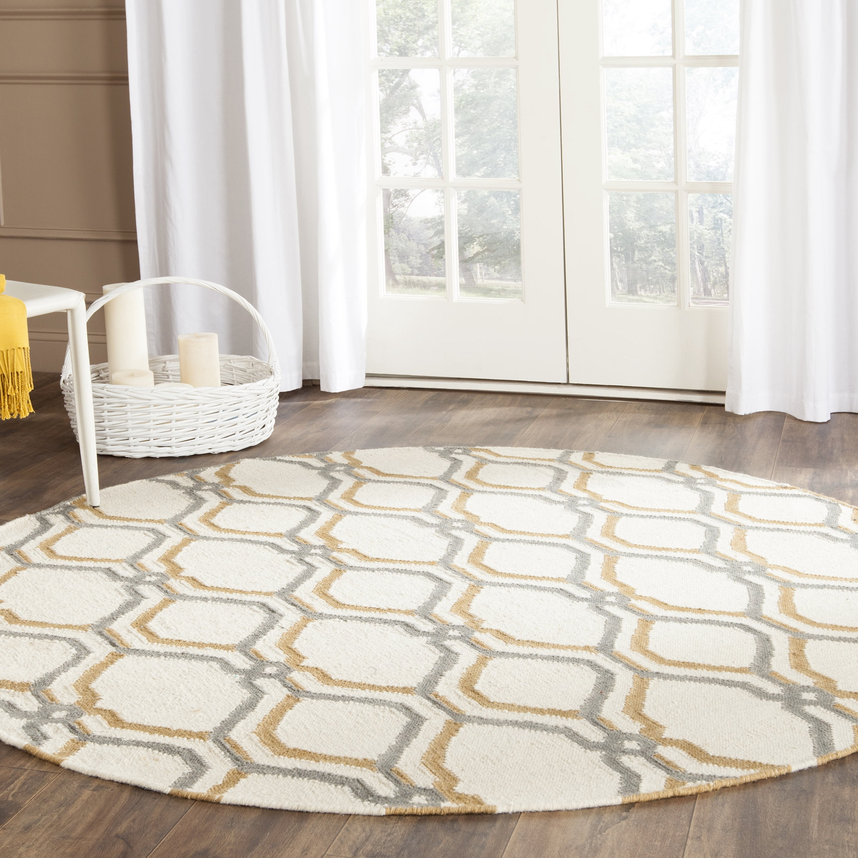 Safavieh Dhurries Steve Trellis Wool Area Rug, Ivory/Black, 6' x 6' Round