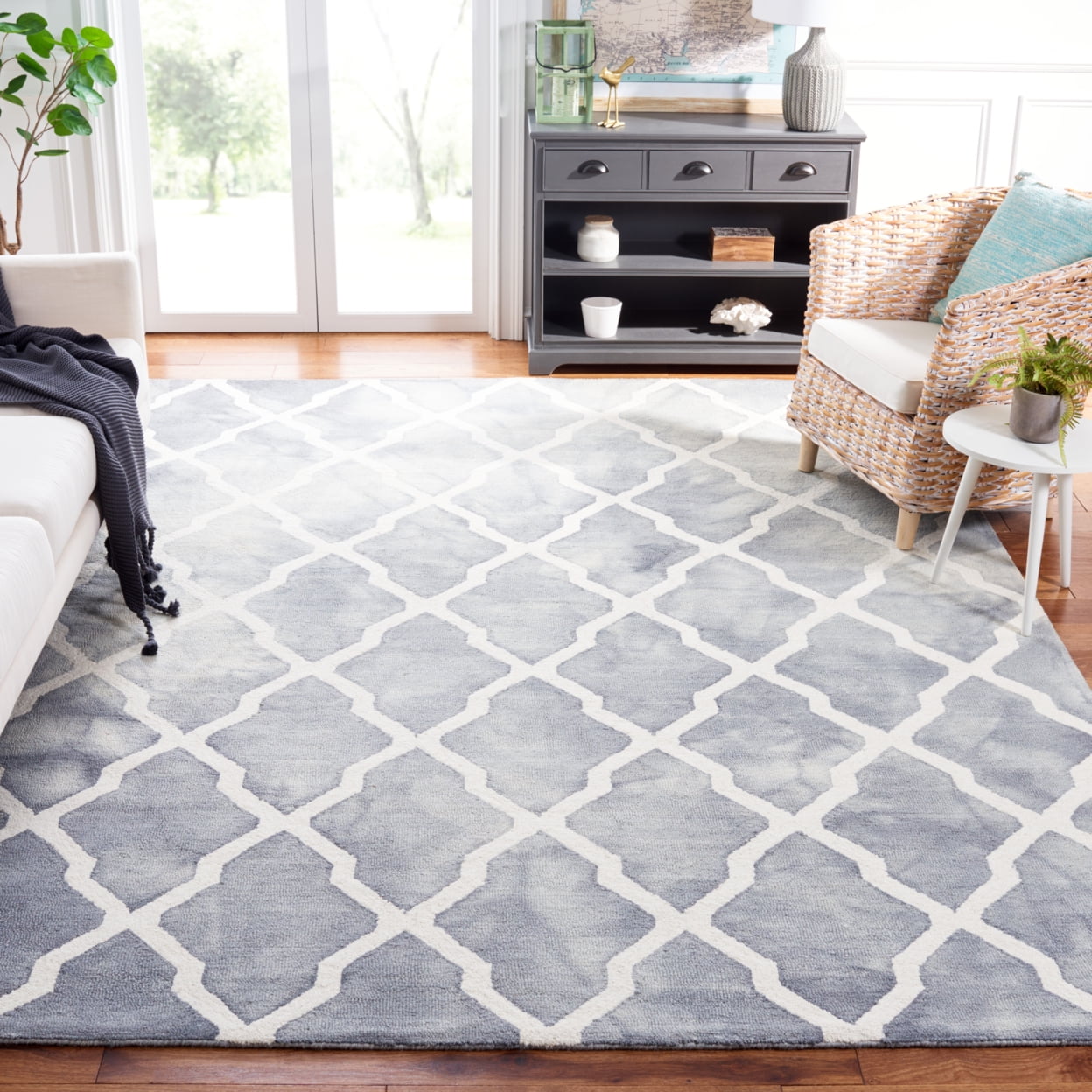 Handmade Grey and Ivory Wool Square Area Rug, 7'x7'
