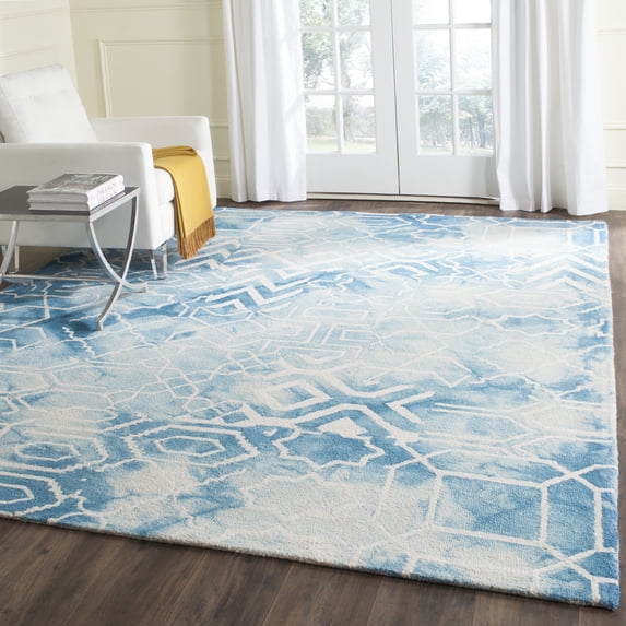 Safavieh Dip Dye Aylmer Distressed Area Rug, Blue/Ivory, 8' x 10'
