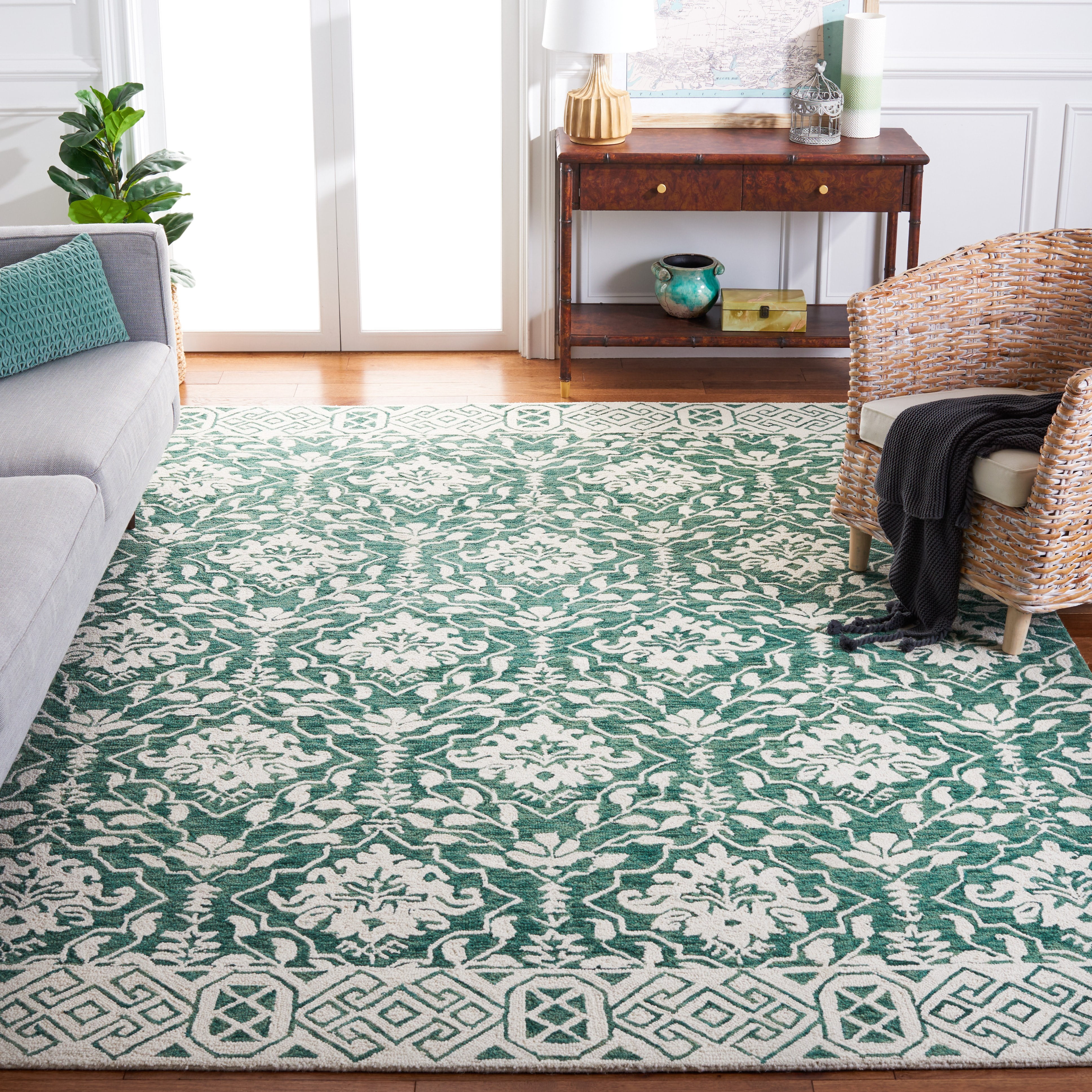 Safavieh Dip Dye Beranadette Floral Wool Area Rug, Dark Green/Ivory, 6'6" x 6'6" Square