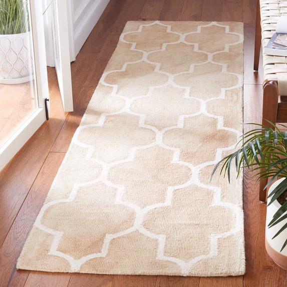 Safavieh Dip Dye Calanthe Geometric Wool Runner Rug, Beige/Ivory, 2'3" x 8'