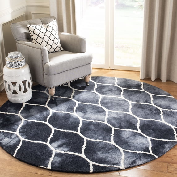 Safavieh Dip Dye Christabella Distressed Area Rug, Graphite/Ivory, 7' x 7' Round