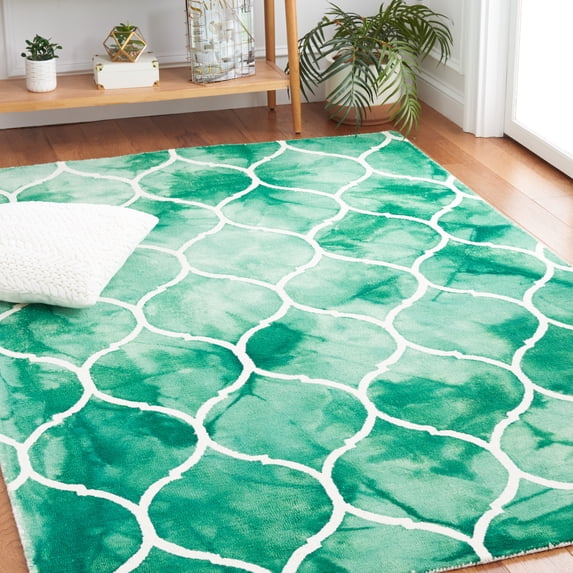 Safavieh Dip Dye Christabella Distressed Area Rug, Green/Ivory, 4' x 6'