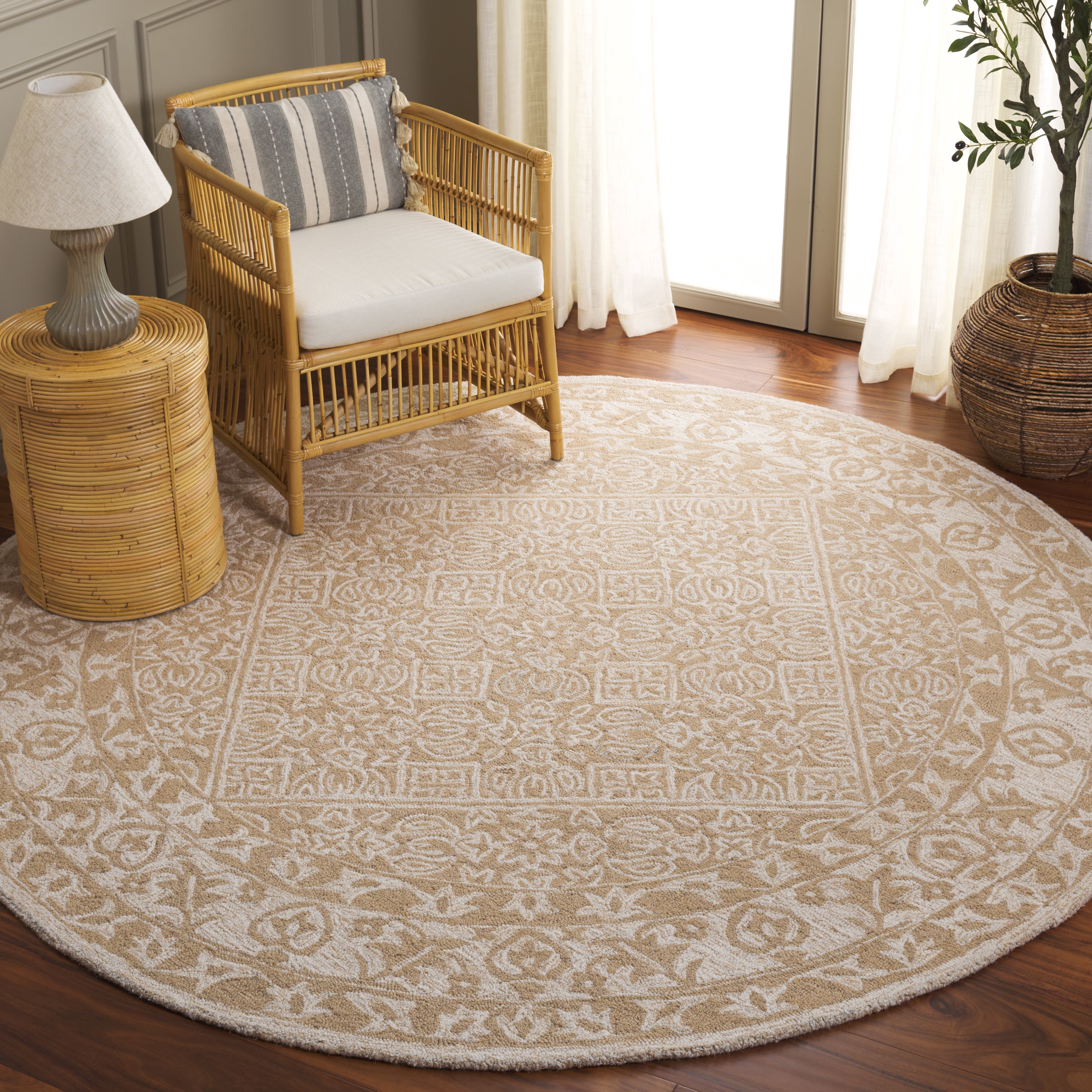 Safavieh Dip Dye Felicia Floral Area Rug, Beige/Ivory, 7' x 7' Round