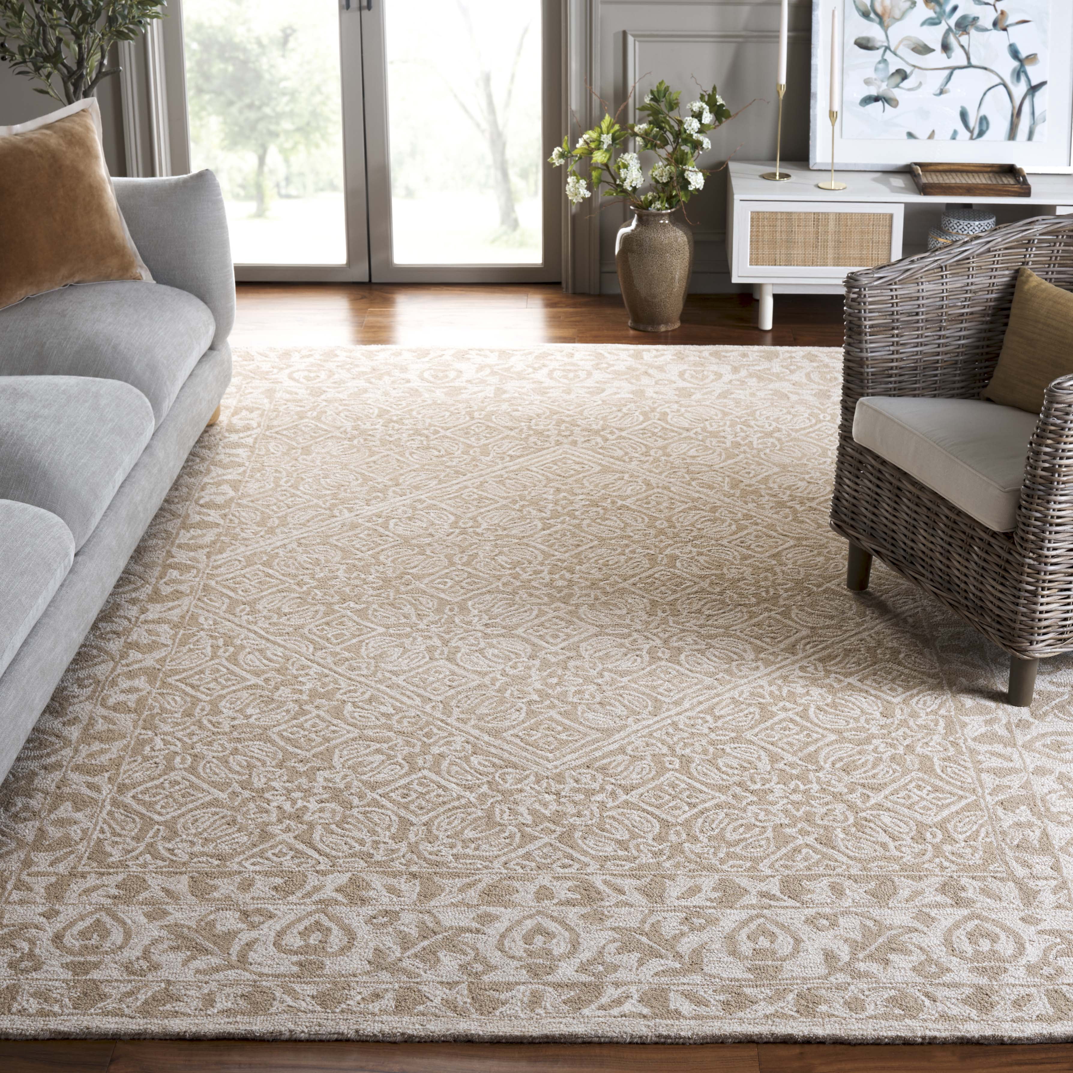 Safavieh Dip Dye Felicia Floral Area Rug, Beige/Ivory, 8' x 10'