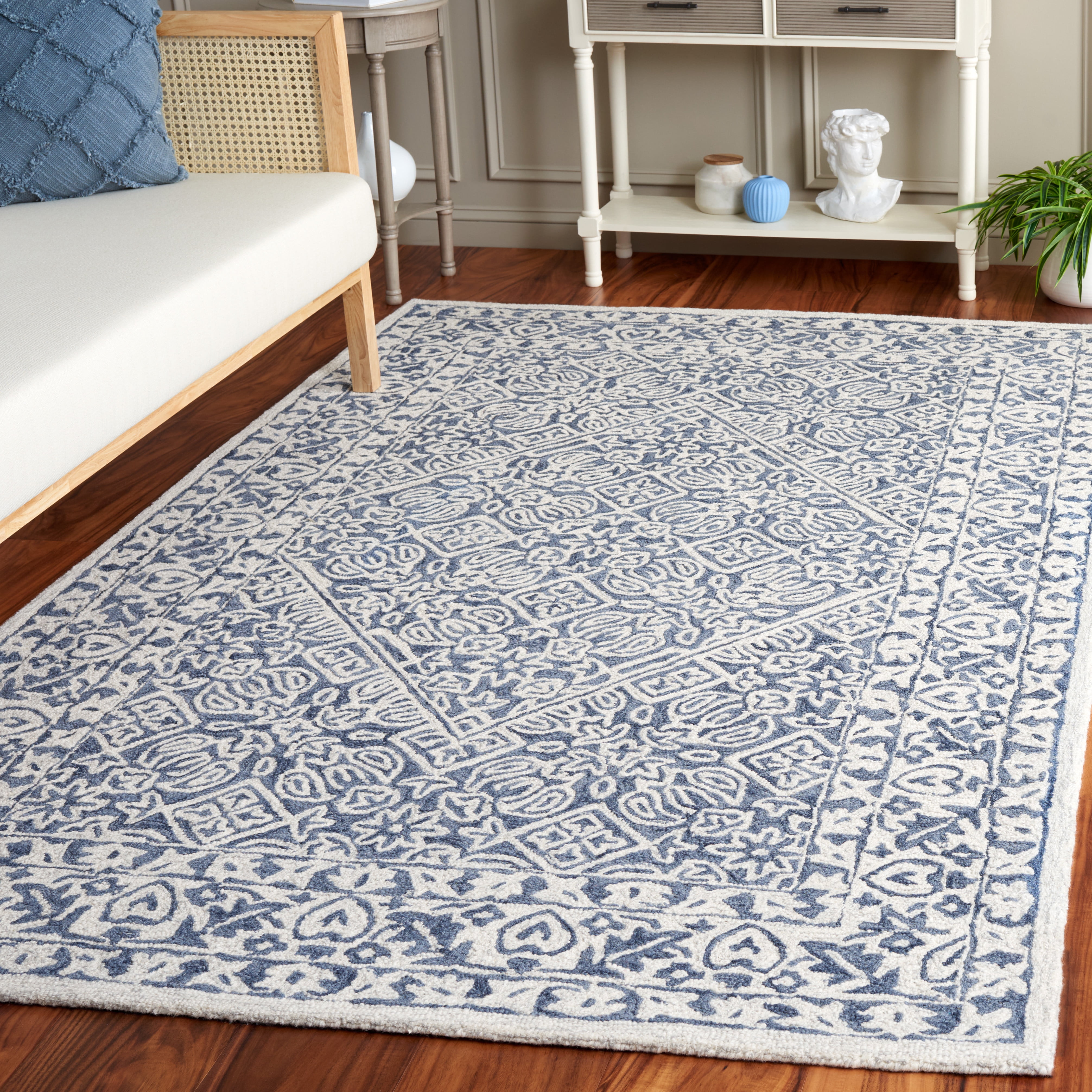 Safavieh Dip Dye Felicia Floral Area Rug, Blue/Ivory, 5' x 8'