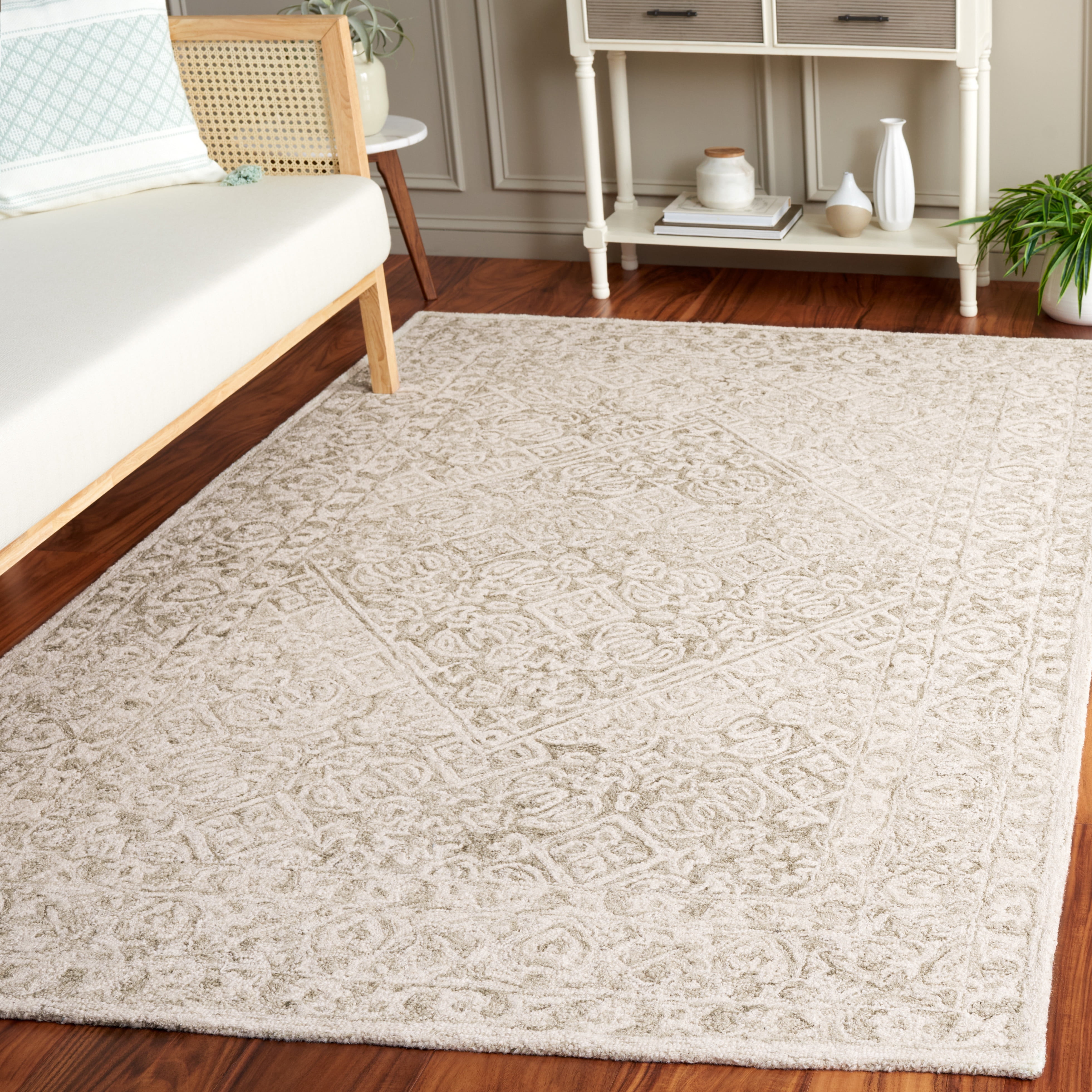 Safavieh Dip Dye Felicia Floral Area Rug, Sage/Ivory, 4' x 6'