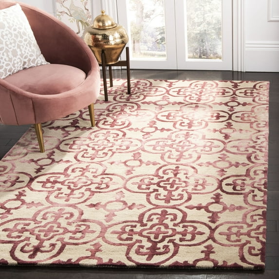 Safavieh Dip Dye Flower Distressed Wool Area Rug, Beige/Maroon, 7' x 7' Square