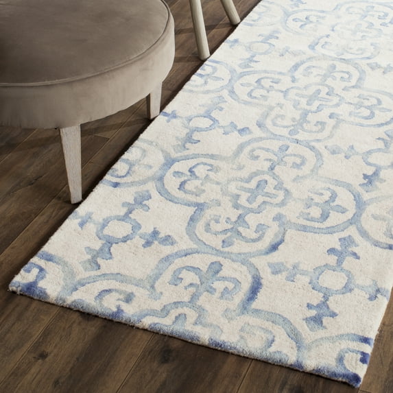 Safavieh Dip Dye Flower Distressed Wool Runner Rug, Ivory/Blue, 2'3" x 12'