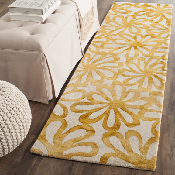 Safavieh Dip Dye Jessamine Floral Wool Runner Rug, Beige/Gold, 2'3" x 10'