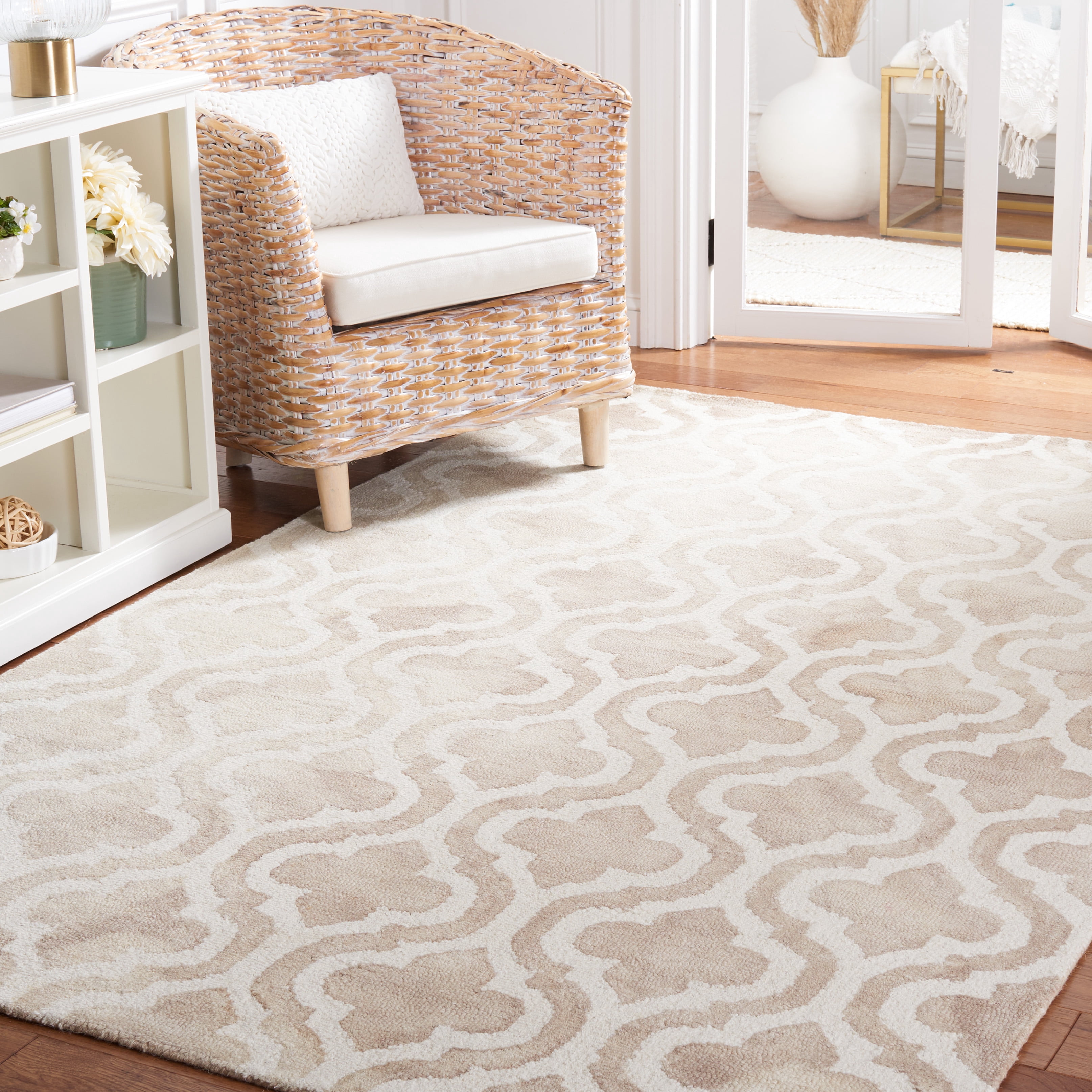 Safavieh Dip Dye Jolyon Geometric Wool Area Rug, Beige/Ivory, 6' x 9'