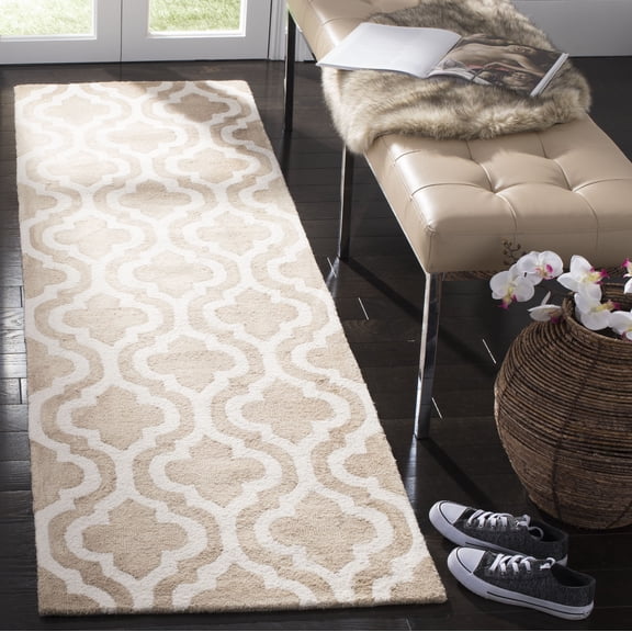 Safavieh Dip Dye Jolyon Geometric Wool Runner Rug, Beige/Ivory, 2'3" x 14'