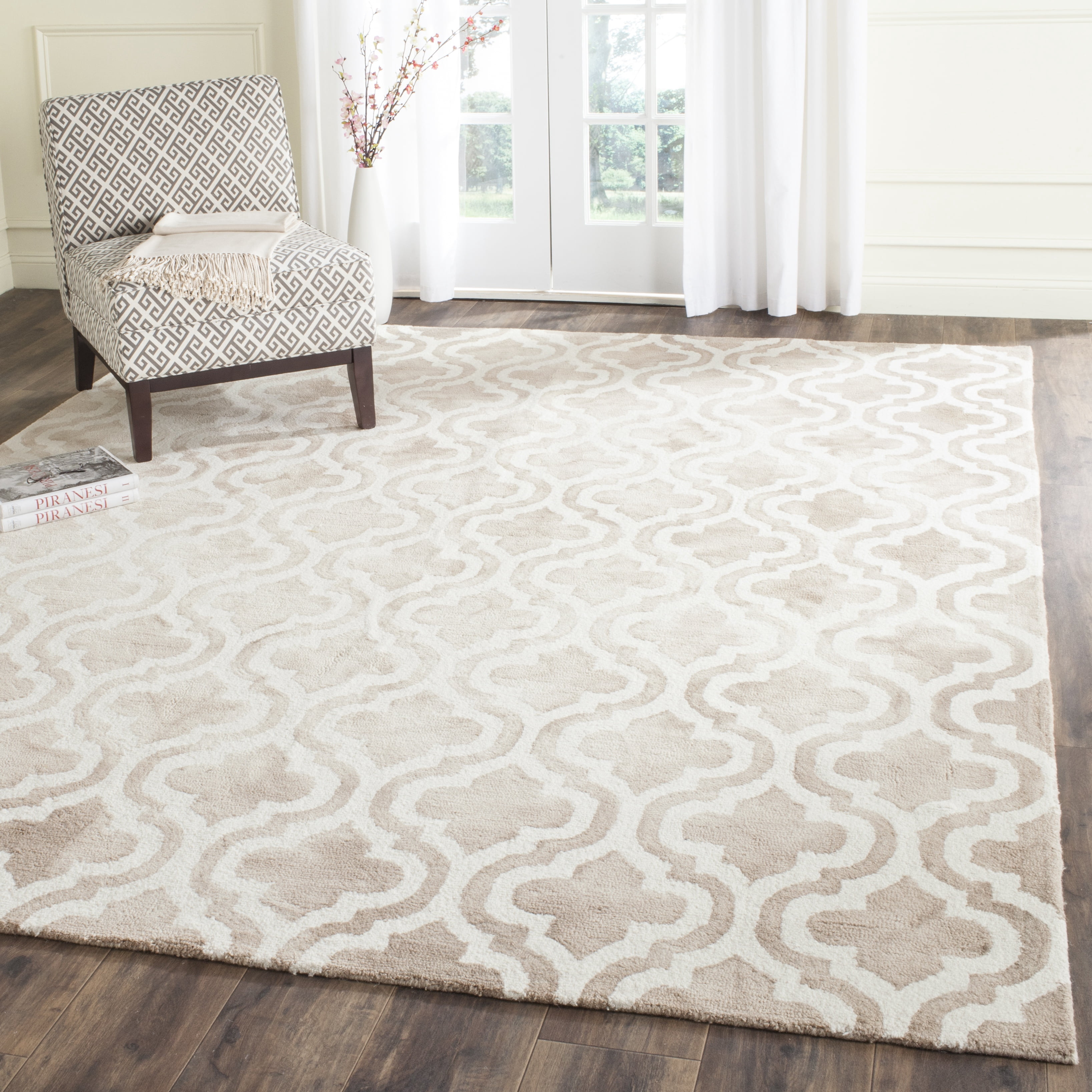 Safavieh Dip Dye Jolyon Geometric Wool Area Rug, Beige/Ivory, 7' x 7' Square