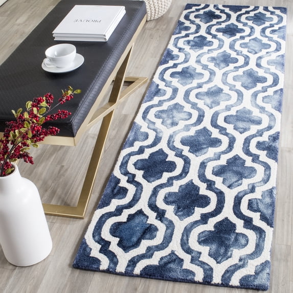 Safavieh Dip Dye Jolyon Geometric Wool Runner Rug, Navy/Ivory, 2'3" x 8'
